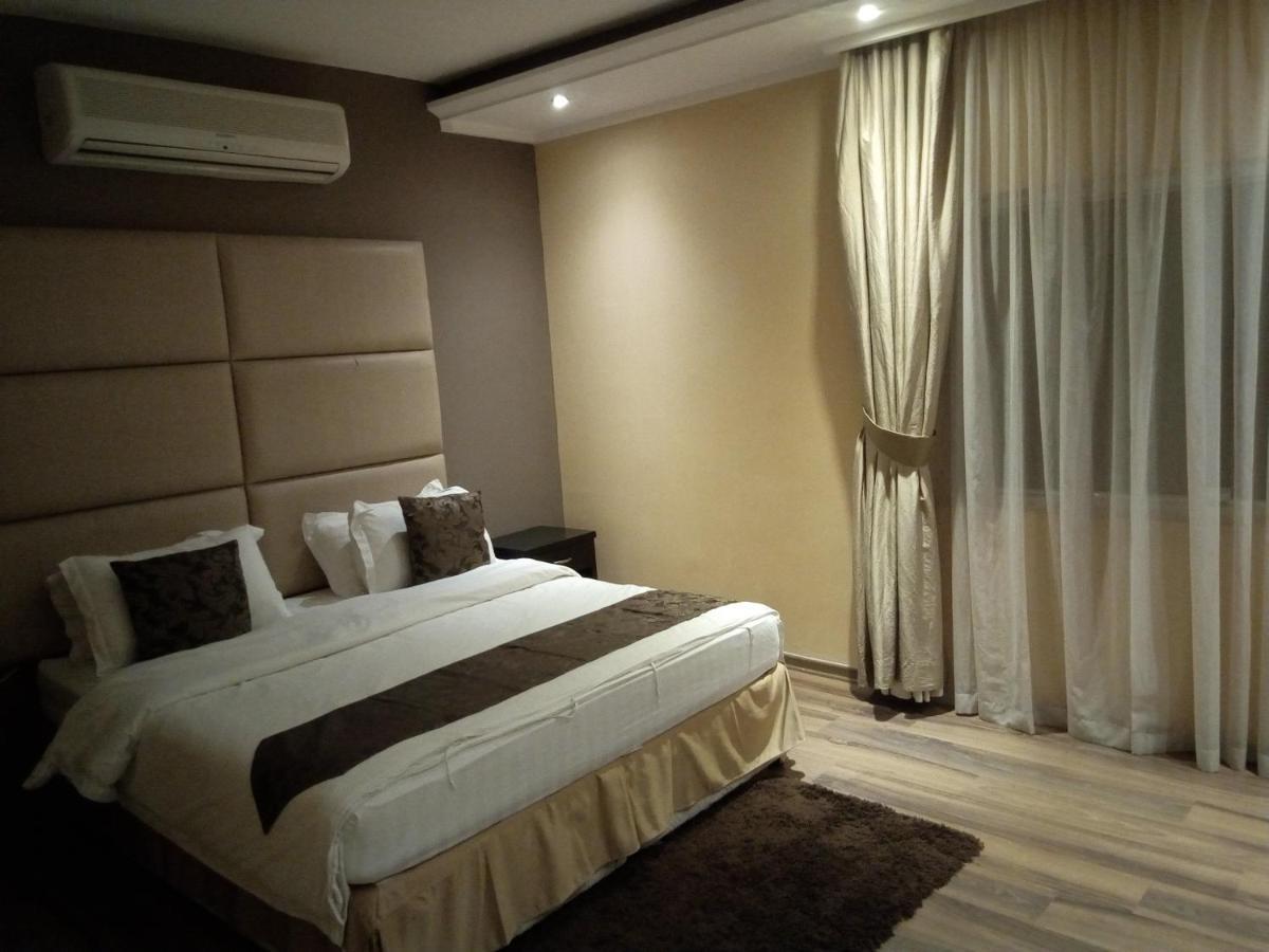 Shayah Suites Jeddah Ngoại thất bức ảnh