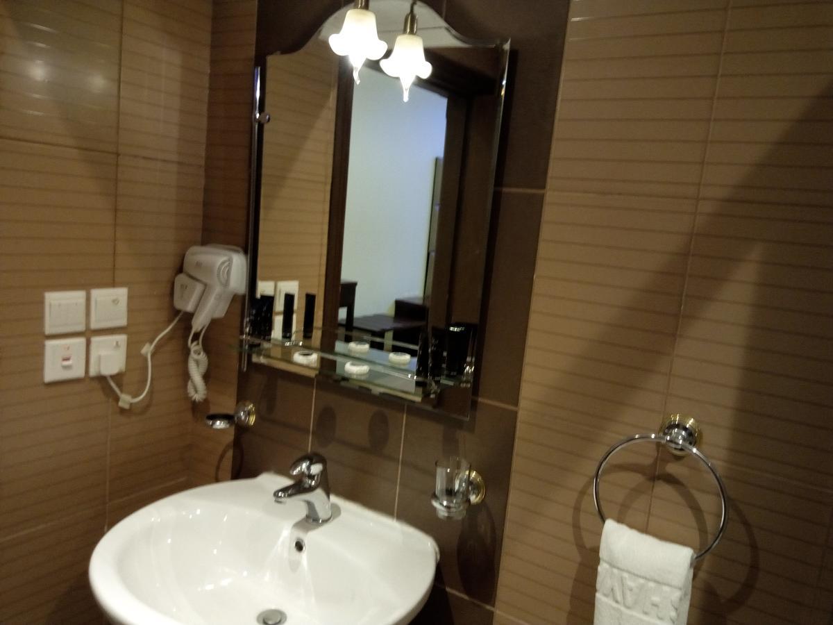 Shayah Suites Jeddah Ngoại thất bức ảnh